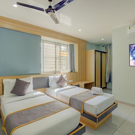 Hotel Park Lane Yelahanka Bangalore Dış mekan fotoğraf
