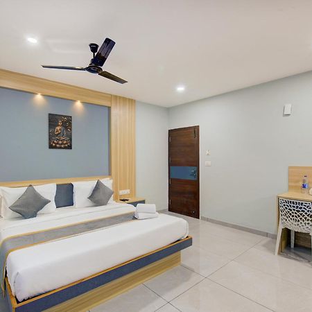 Hotel Park Lane Yelahanka Bangalore Dış mekan fotoğraf