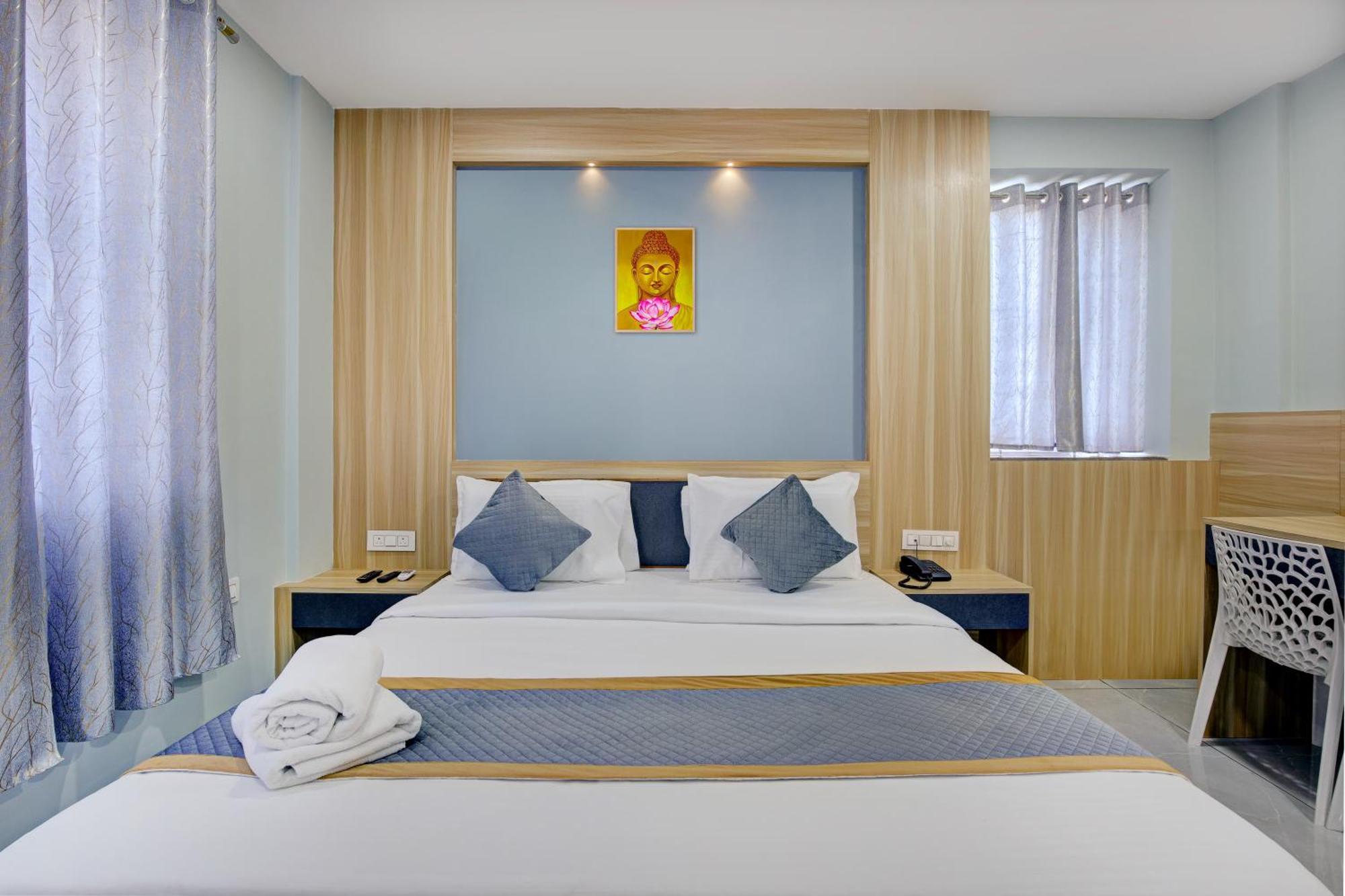 Hotel Park Lane Yelahanka Bangalore Dış mekan fotoğraf
