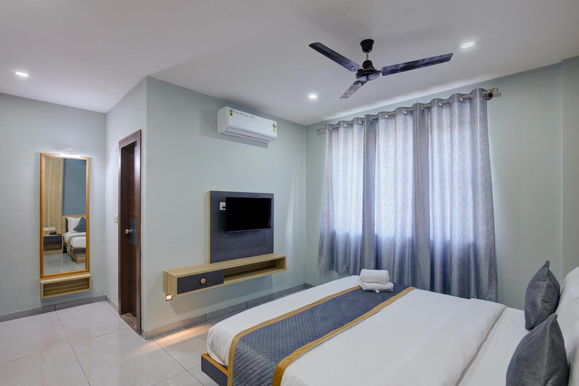Hotel Park Lane Yelahanka Bangalore Dış mekan fotoğraf