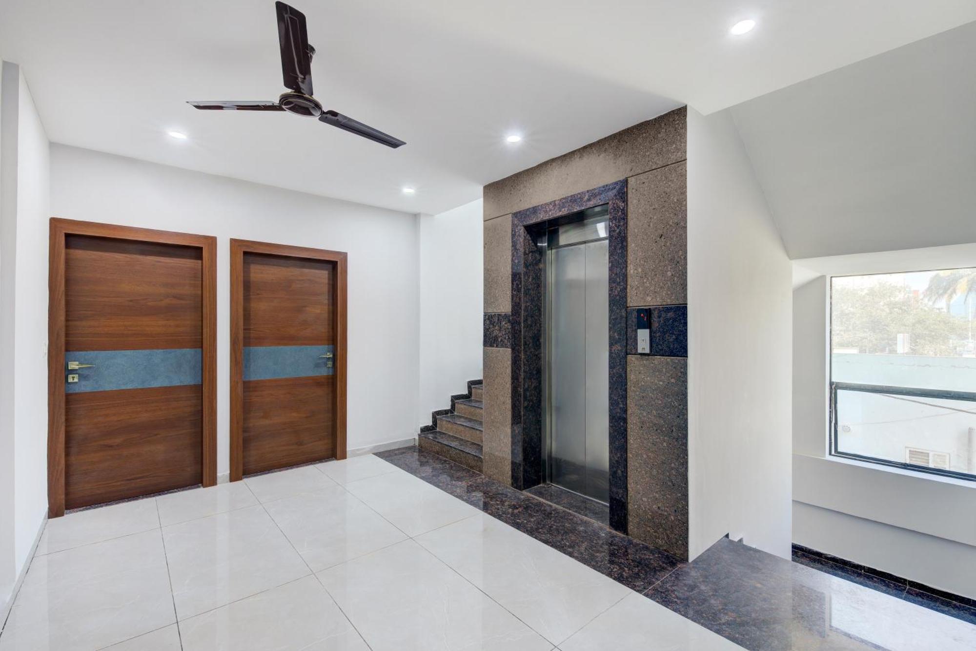 Hotel Park Lane Yelahanka Bangalore Dış mekan fotoğraf
