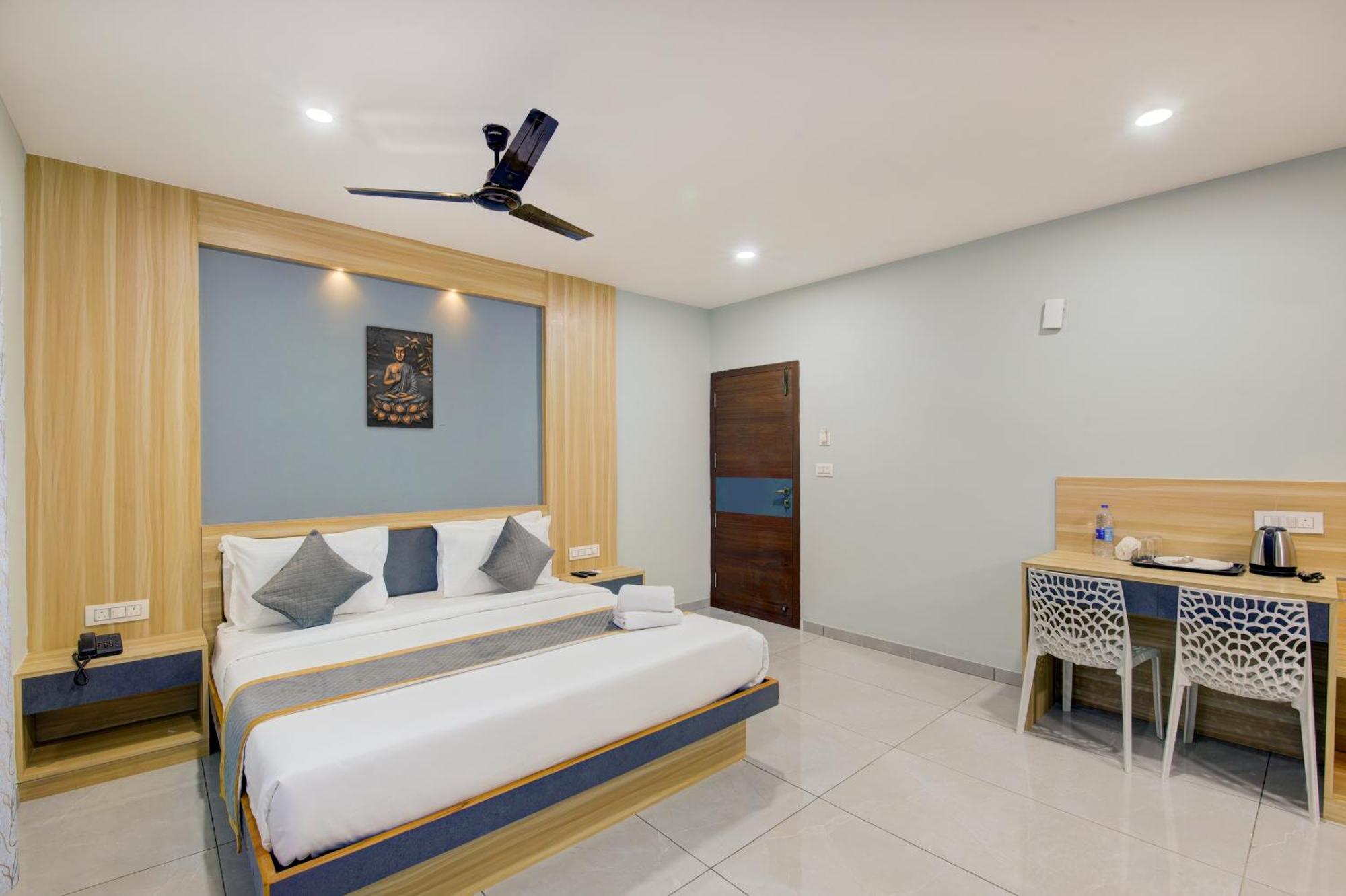 Hotel Park Lane Yelahanka Bangalore Dış mekan fotoğraf